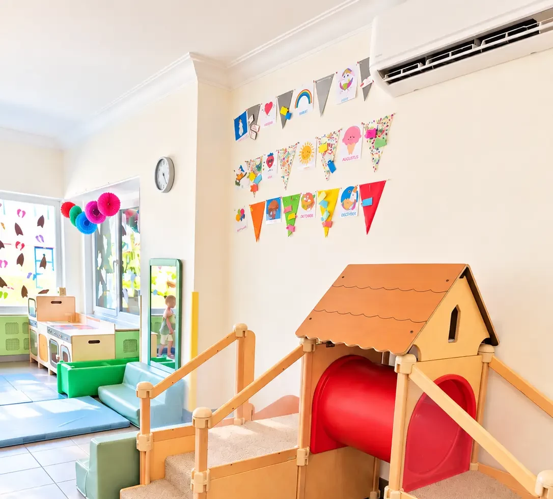 Speelhuis en klimrek voor kinderen bij Kidsnjoy.